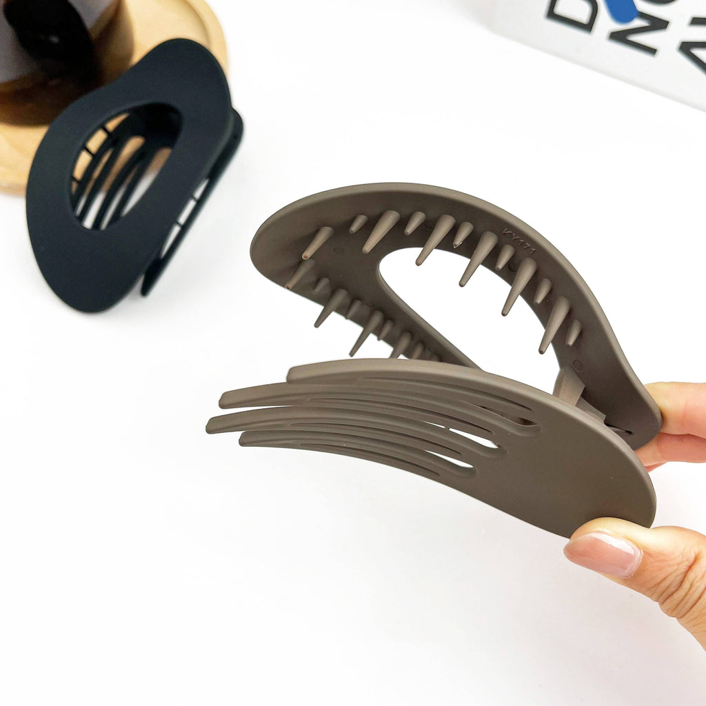 Flat Solid Color Oval Hair Clip, Minimalist Barrette: Black