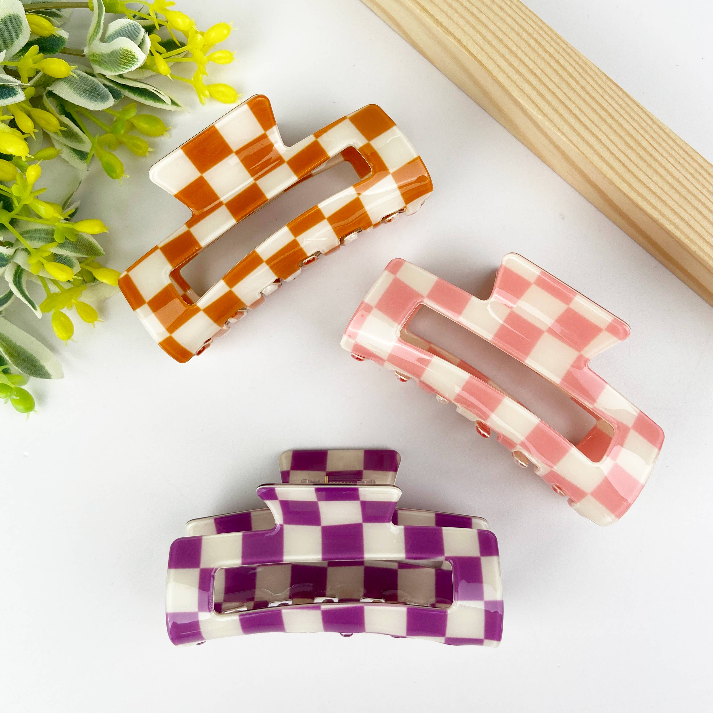 Checkerboard retro hair claw clip: Black white
