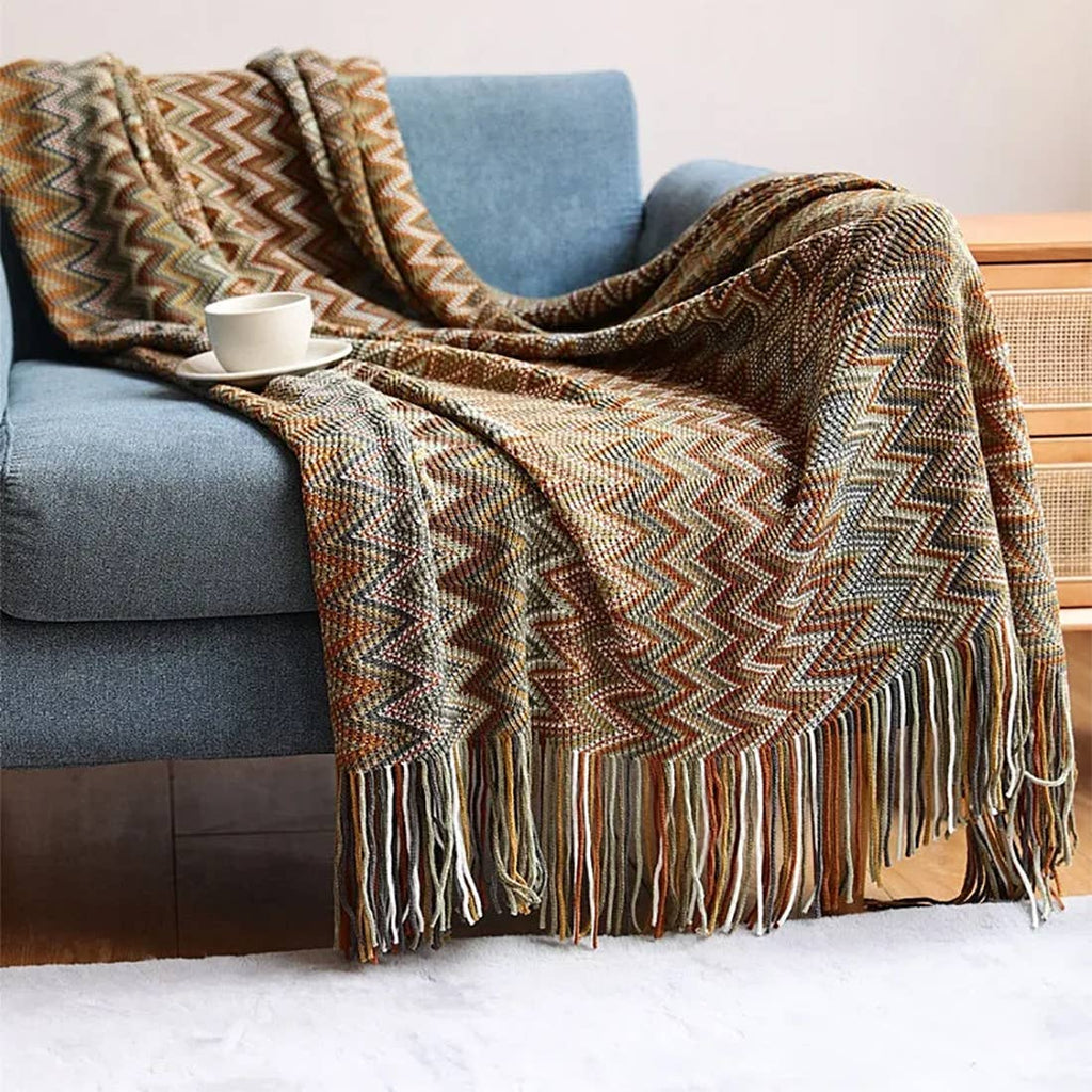 Zigzag Soft Boho Throw Blanket with Tassels: Red