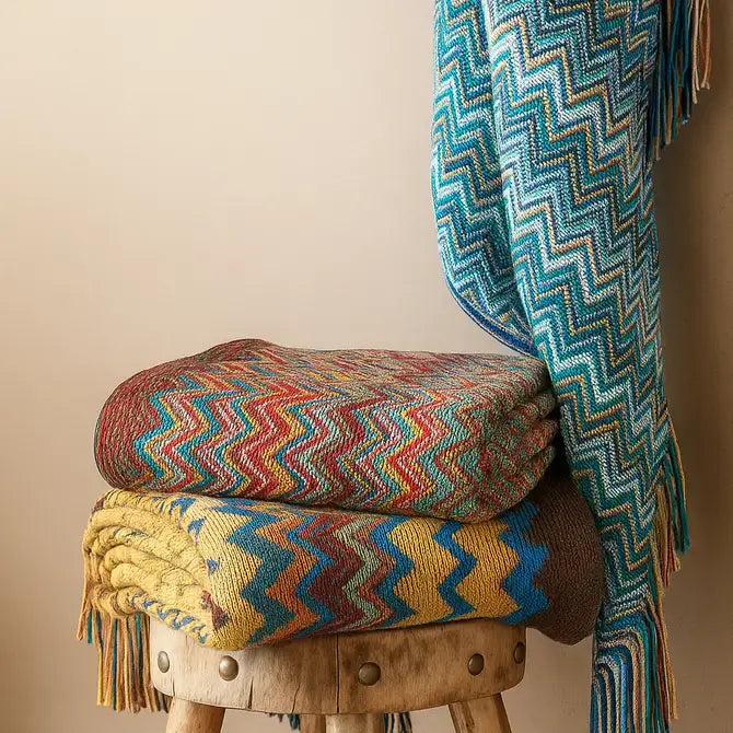 Red Zigzag Soft Boho Throw Blanket