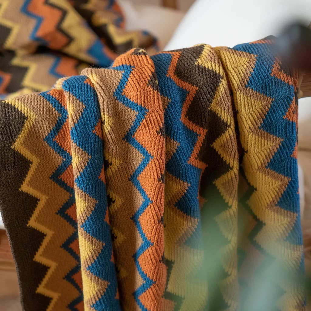 Zigzag Soft Boho Throw Blanket with Tassels: Blue