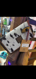 Baroness Kacy Organizer